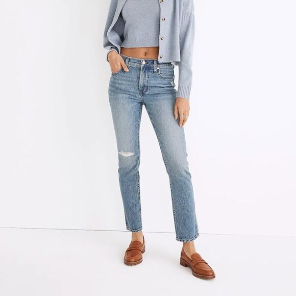 Madewell The Mid-Rise Perfect Vintage Jean in Ainsdale Wash: Knee-Rip Edition - Picture 1 of 7
